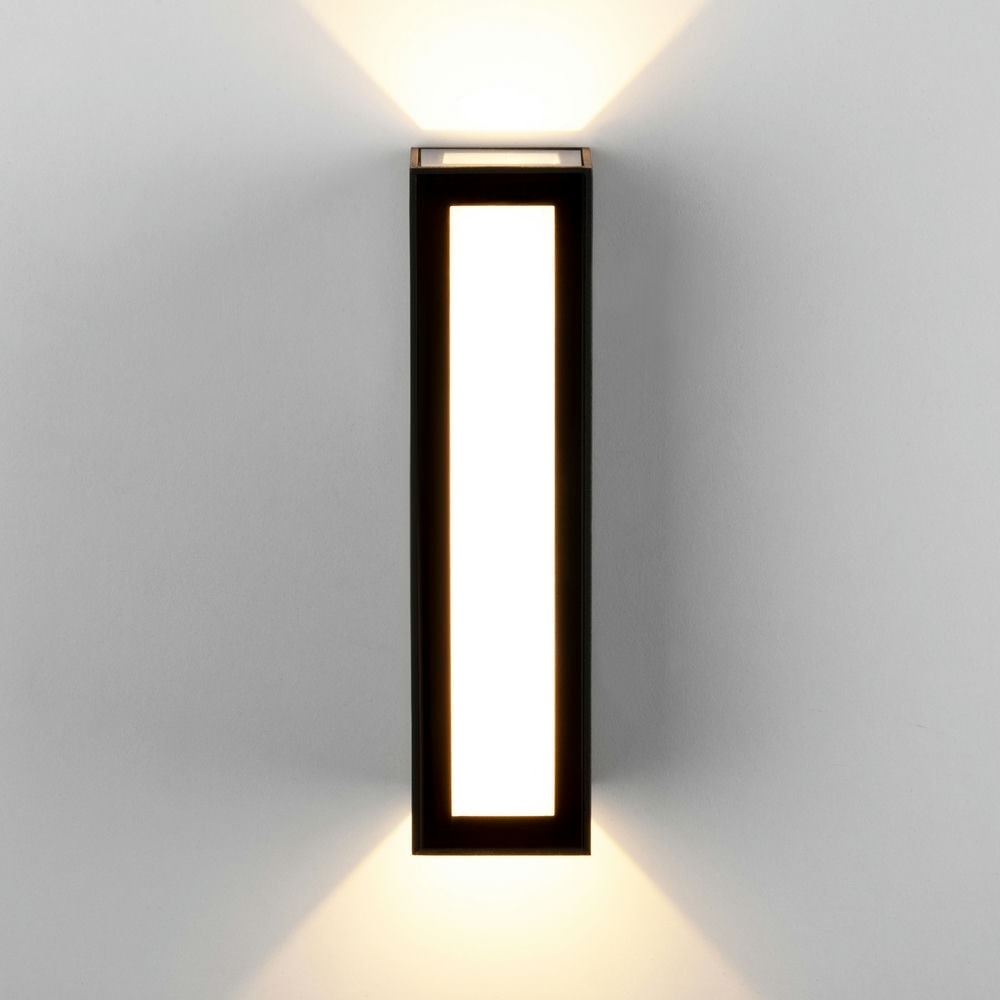Уличный настенный светодиодный светильник Acrux чёрный 1524 TECHNO LED черный