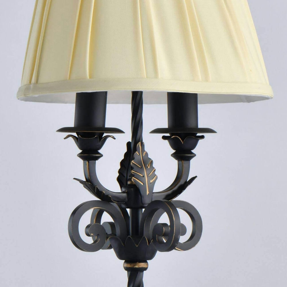 Настольная лампа Chiaro Виктория 1 401030702