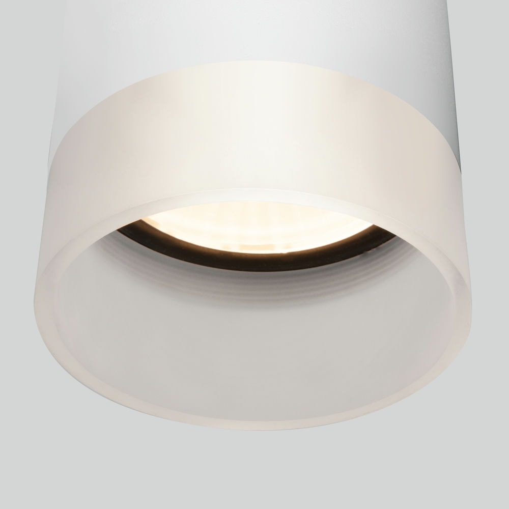 Накладной светодиодный влагозащищенный светильник IP54 35140/H белый